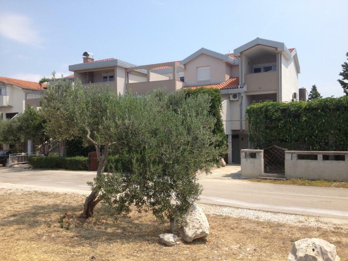 Apartments Dubravka Pirovac Ngoại thất bức ảnh