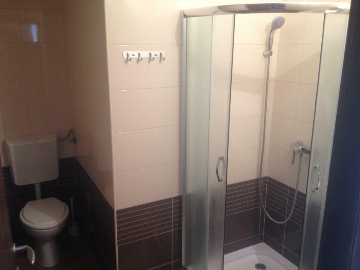 Apartments Dubravka Pirovac Ngoại thất bức ảnh